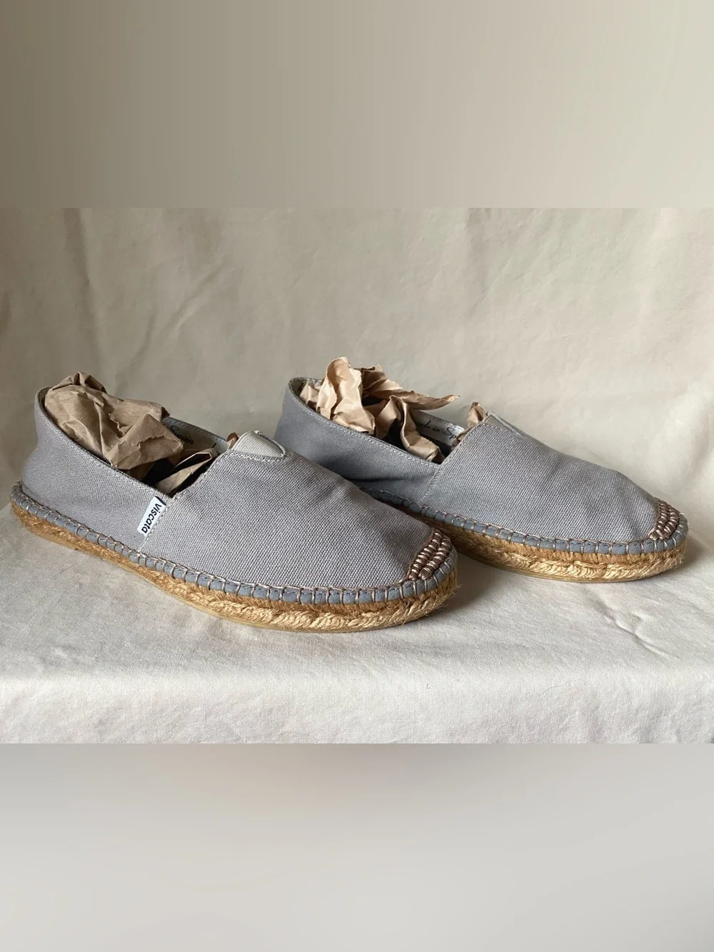 Viscata | Light Gray Canvas and Jute Stitched Espadrille Flats Size 39/8.5